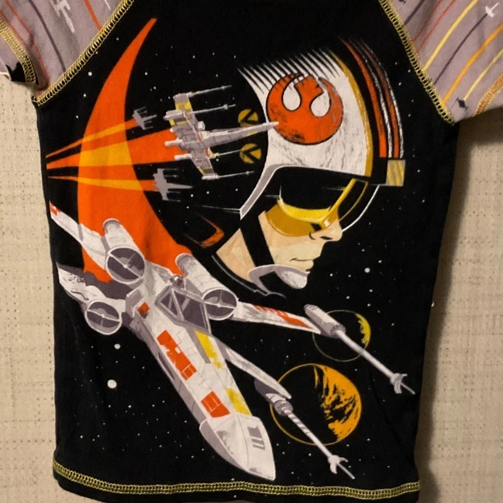 Star Wars Black and Orange Kids Tee - Picture 2 of 4
